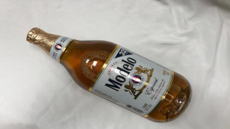 Modelo Bottle 32 Oz