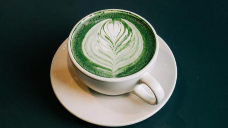 16 Oz Matcha Latte