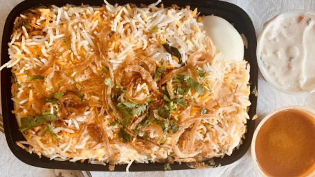 Vijayawada Udbenet Kylling Biryani