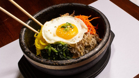 Kd2. Dolsot Bibimbap