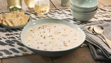 Family New England Clam Chowder (Serverer 6)