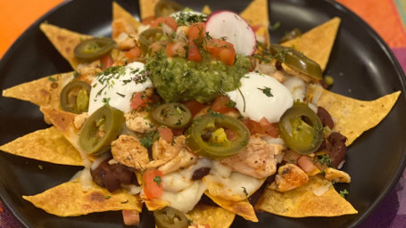 Adelita Nachos