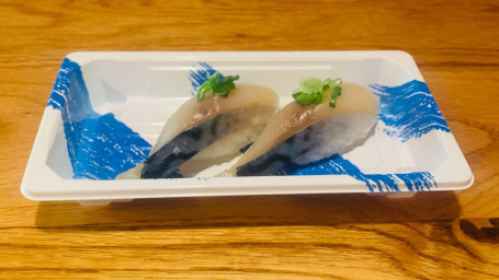 Saba Nigiri (2 Pieces)