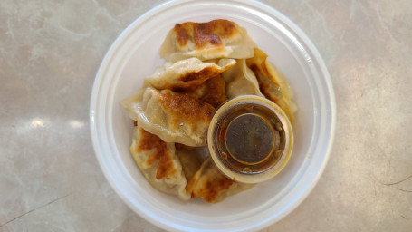 Fried Dumplings (10 Pcs)