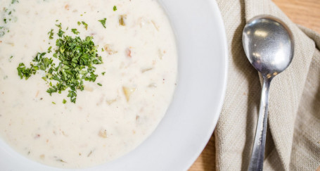 1/2 Pint Clam Chowder