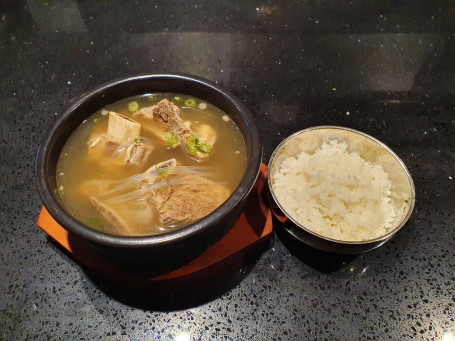 Beef Short Rib Soup With Rice(Gal-Bi-Tang)