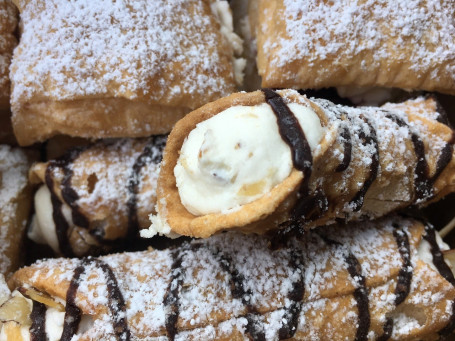 Cannoli X 2