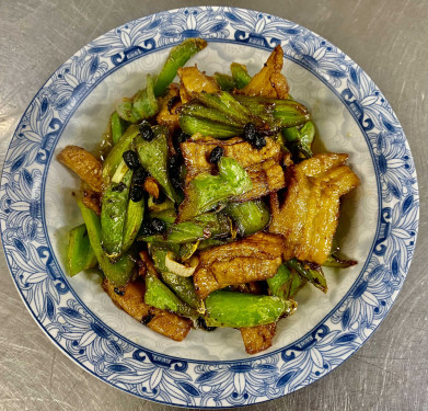 Sanxia Stir-Fried Pork Sān Xiá Xiǎo Chǎo Ròu