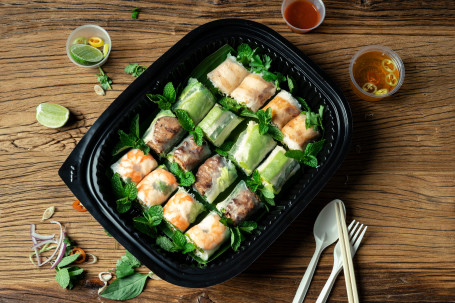 Rice Paper Rolls Platter (16 Pieces Mǐ Zhǐ Juǎn Pīn Pán (16Jiàn