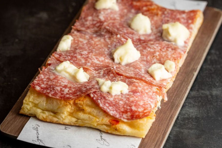 Salame, Taleggio Mozzarella Pizza