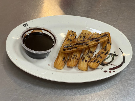 5Pcs Churros With Chocolate Sauce