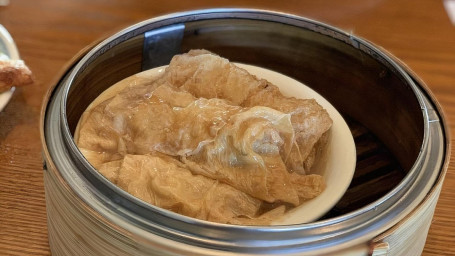 207. Bean Curd Skin Roll In Broth