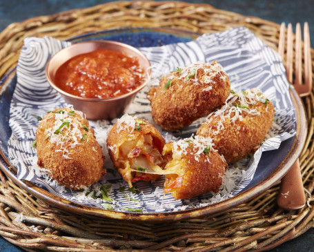 Speciel Gæst Krydret Mozzarella Provolone Croquettes (V)