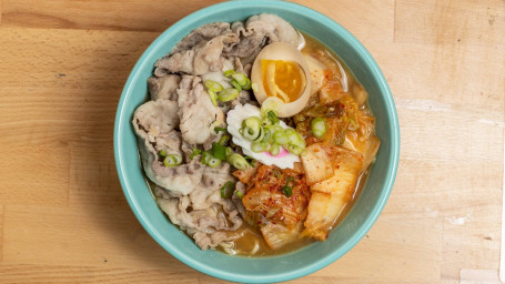 Korean Kimchi Beef Ramen