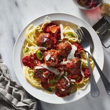 Pasta Med Kødboller