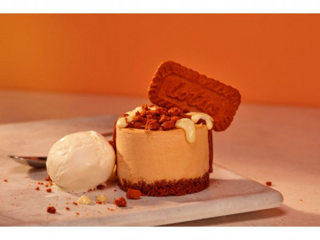 Lotus Biscoff White Chocolate Cheesecake