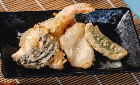 Tempura Veggie (8 Pieces)