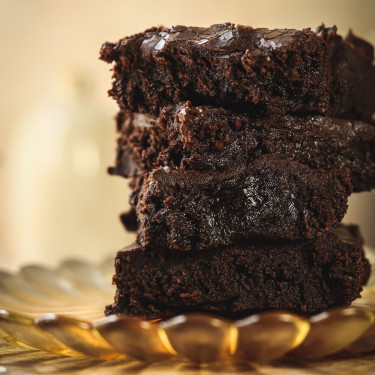 Klistret Chokolade Brownie Kage