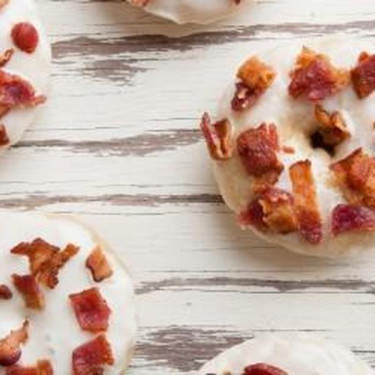 Ahornsirup Bacondonut