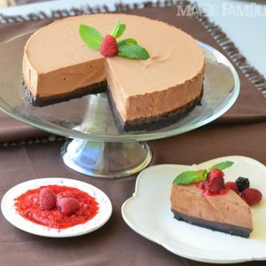 Triple Chocolate Mousse Kage