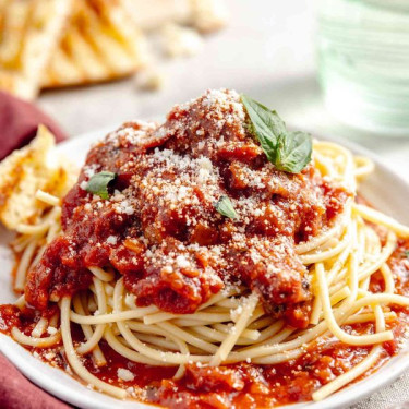 Spaghetti Med Kødboller Eller Pølse