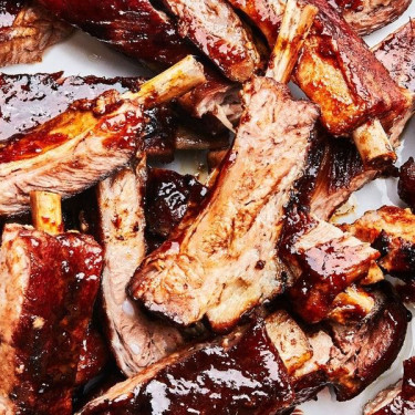 St. Louis Spareribs Hele Ribs Halvt Rack