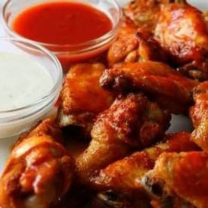 Buffalo Wings Med Pomfritter