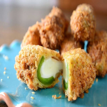 Ølpanerede Mozzarella-Jalapeño-Sticks