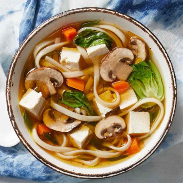 Grøntsags Udon Suppe