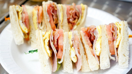 123. Toasted Club Sandwiches