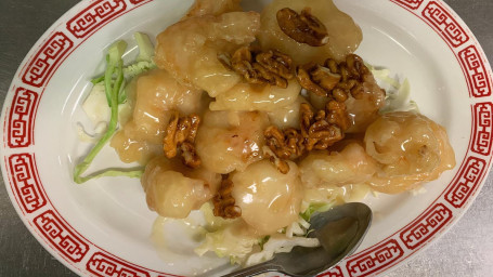 Honey Crispy Walnut Prawn