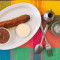 Platano Frito Con Frijol Y Crema