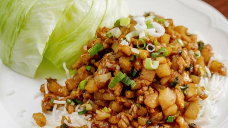 4 Chicken Lettuce Wraps